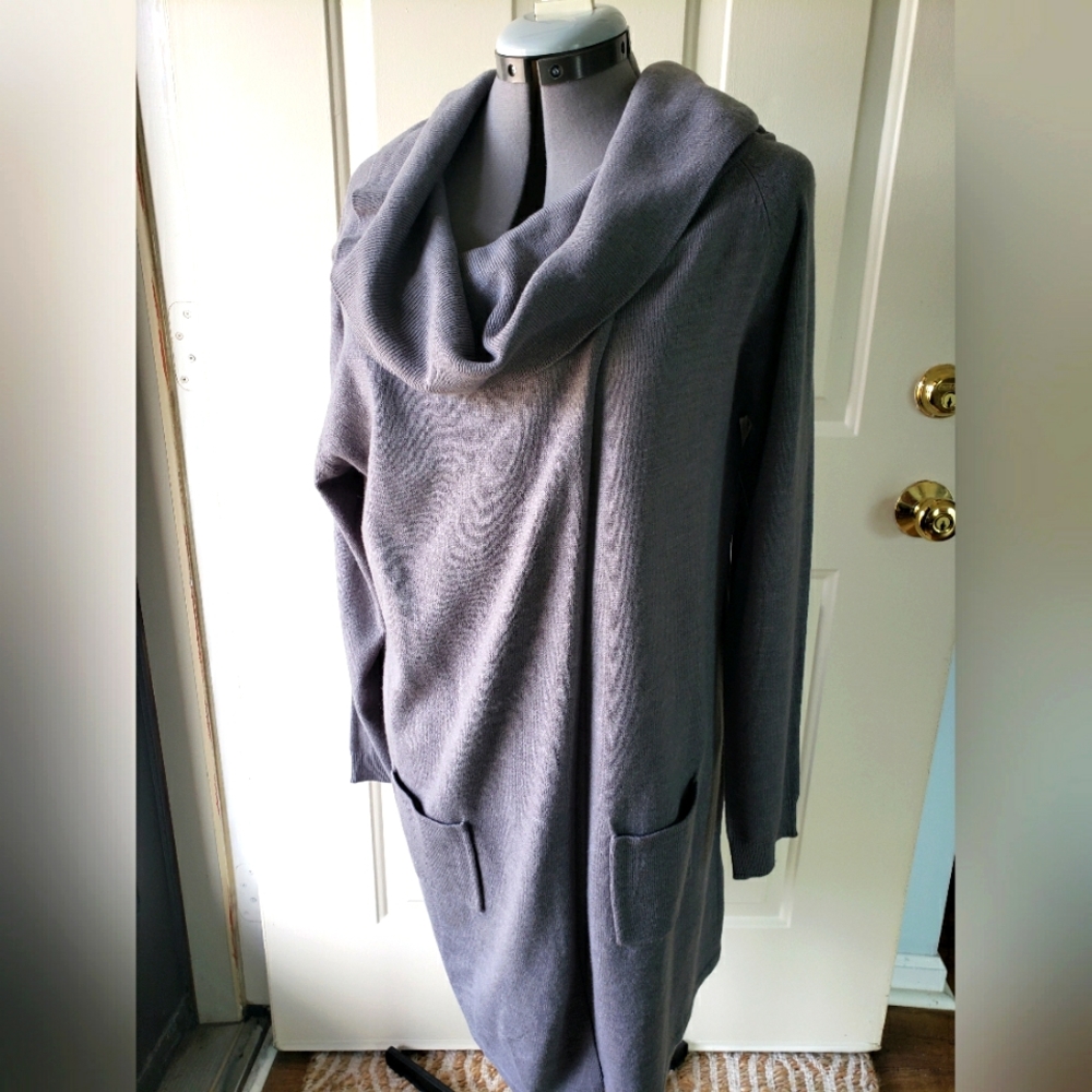 VENUS Gray Hooded Jacket